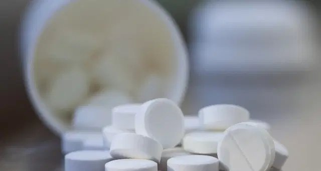 Clindamicina: antibiótico versátil é indicado para infecções respiratórias, cutâneas, abdominais e ginecológicas - Imagem do artigo