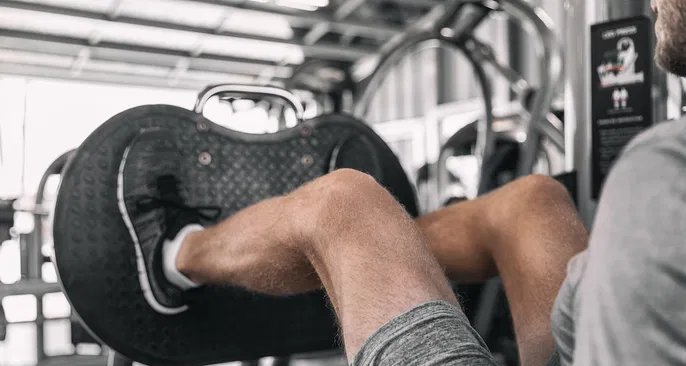 Oito exercícios recomendados para fortalecer e definir as coxas - Imagem do artigo