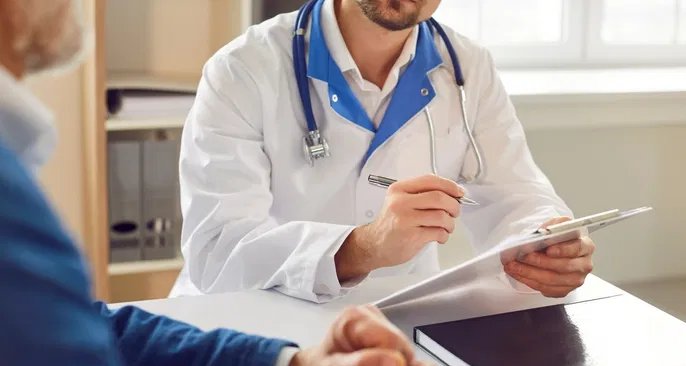 Cálculo biliar: dor abdominal, causas e formas de tratamento - Imagem do artigo
