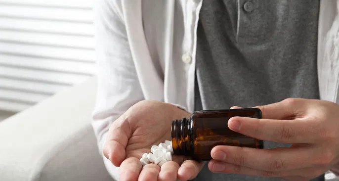 Vitamina B12 sublingual: suplemento combate deficiência e é opção para quem não absorve bem o nutriente - Imagem do artigo
