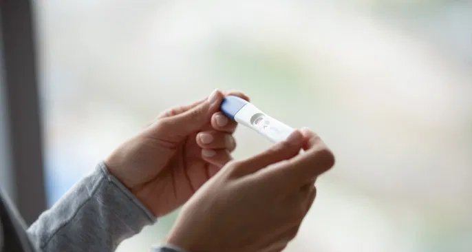 Primeiros 14 sinais de gravidez incluem atraso menstrual, náuseas e mudanças de humor - Imagem do artigo