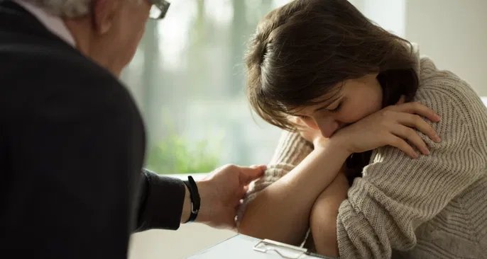 Desemprego, herança genética e mudanças hormonais figuram entre as principais causas de depressão - Imagem do artigo