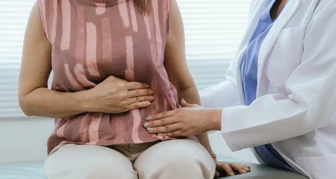 Doze sinais que podem indicar pancreatite e quando procurar atendimento - Imagem do artigo
