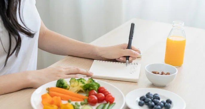 Colite ulcerativa: veja alimentos recomendados, itens a evitar e cardápio sugerido - Imagem do artigo