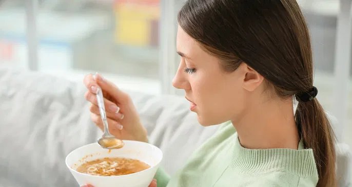 Nutricionistas detalham passo a passo da dieta indicada durante crise de diverticulite - Imagem do artigo