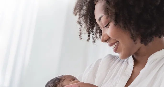 Puerpério: período pós-parto exige atenção a sintomas e cuidados específicos - Imagem do artigo