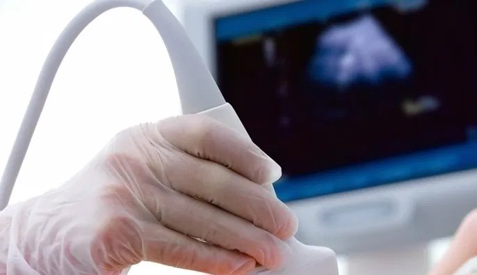 Nódulo na mama: causas frequentes, como identificar e exames recomendados - Imagem do artigo